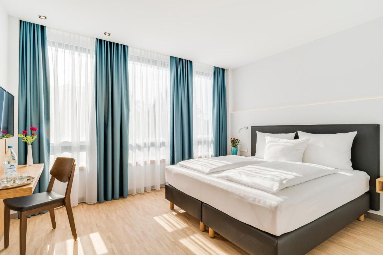 Hotel-Etage Apfelrot Erding Eksteriør bilde