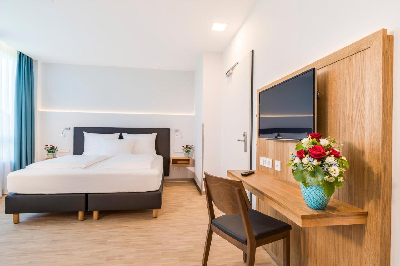 Hotel-Etage Apfelrot Erding Eksteriør bilde